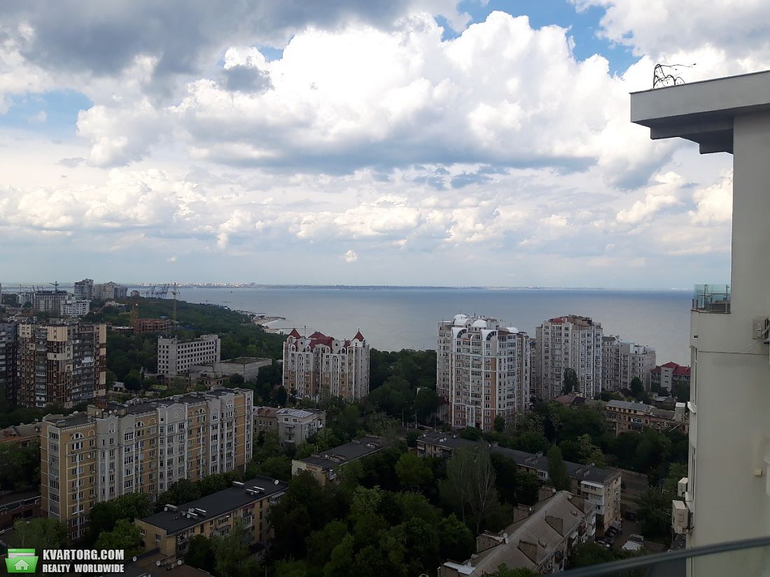 Sell 2-room apartment. Одесса, Французский бульвар — photo 1