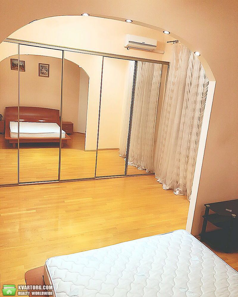 Rent out 3-room apartment. Киев,  Пушкинская — photo 8