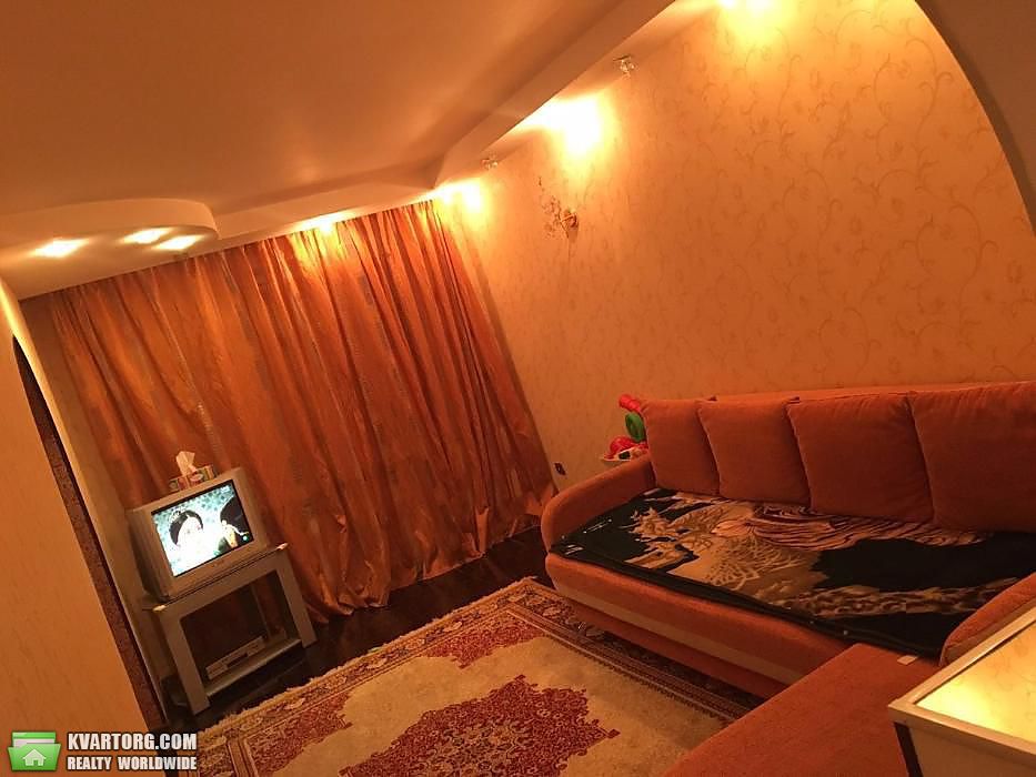 Rent out 3-room apartment. Киев,  Гонгадзе — photo 10