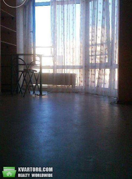 Sell 3-room apartment. Киев, Ломоносова — photo 1