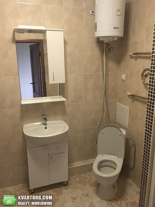 Rent out 1-room apartment. Киев,  Петропавловская — photo 3