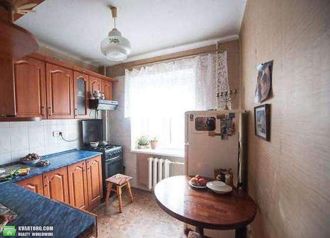 Sell 3-room apartment. Киев,  Волынская — photo 5