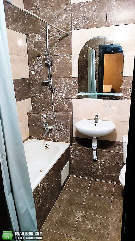 Rent out 1-room apartment. Киев, Здолбуновская — photo 5