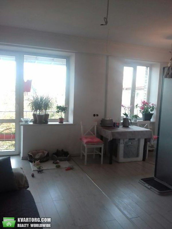 Sell 3-room apartment. Киев, пр. Соборности — photo 1