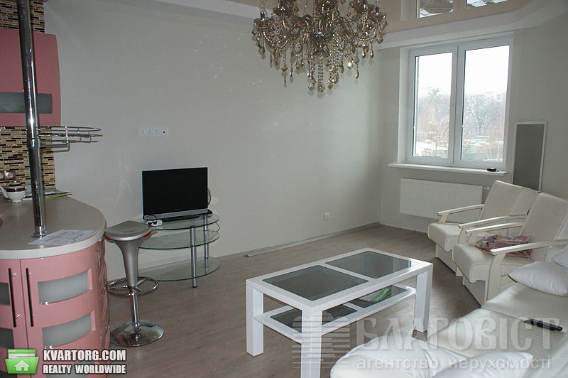 Sell 3-room apartment. Киев,  Вышгородская — photo 1