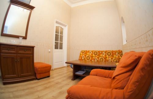 Rent out 2-room apartment. Одесса, Гаванная — photo 1