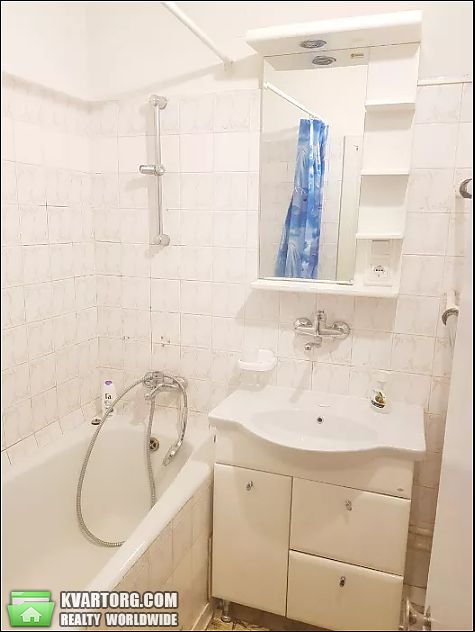 Rent out 2-room apartment. Киев, Суворова — photo 8