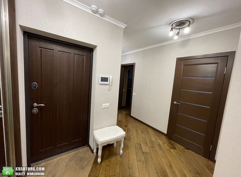 Rent out 3-room apartment. Киев,  Смелянская — photo 8