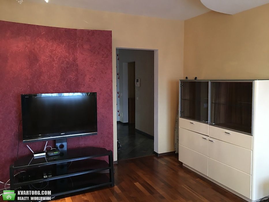 Sell 3-room apartment. Киев,  Северная — photo 1