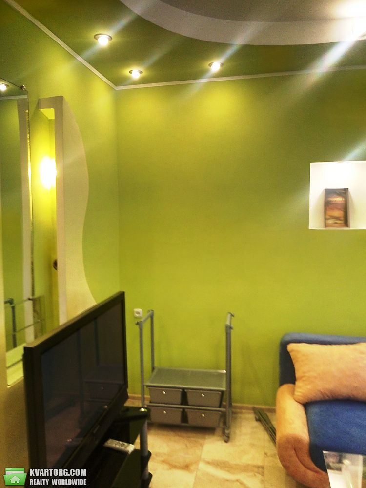 Rent out 1-room apartment. Киев, Анри Барбюса — photo 3